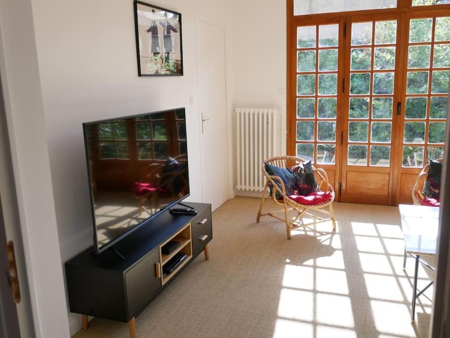 Maison Au Calme Avec Jardin A 5 Min De Tournus Cuisery Exteriör bild
